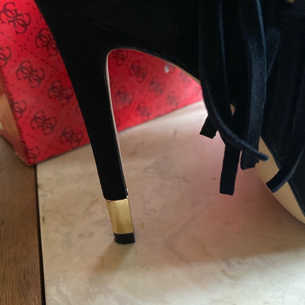 Guess Suede Bootie peep toe Heels - Picture 3 of 9